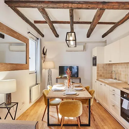 Appartamento Charming Center Of With Terrace *